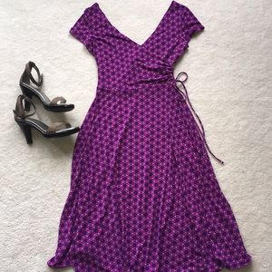 New York & Co faux-wrap front purple dress.  EUC.